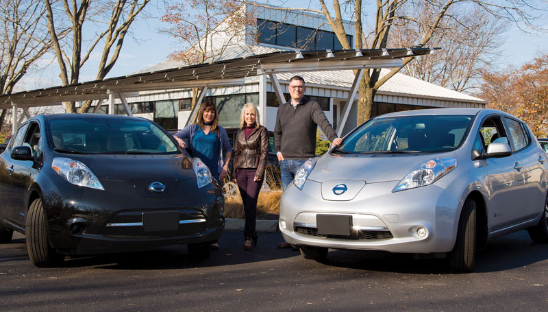 Acumium, a local software development and digital marketing company, took advantage of discounted all-electric Nissan LEAF® vehicles. 