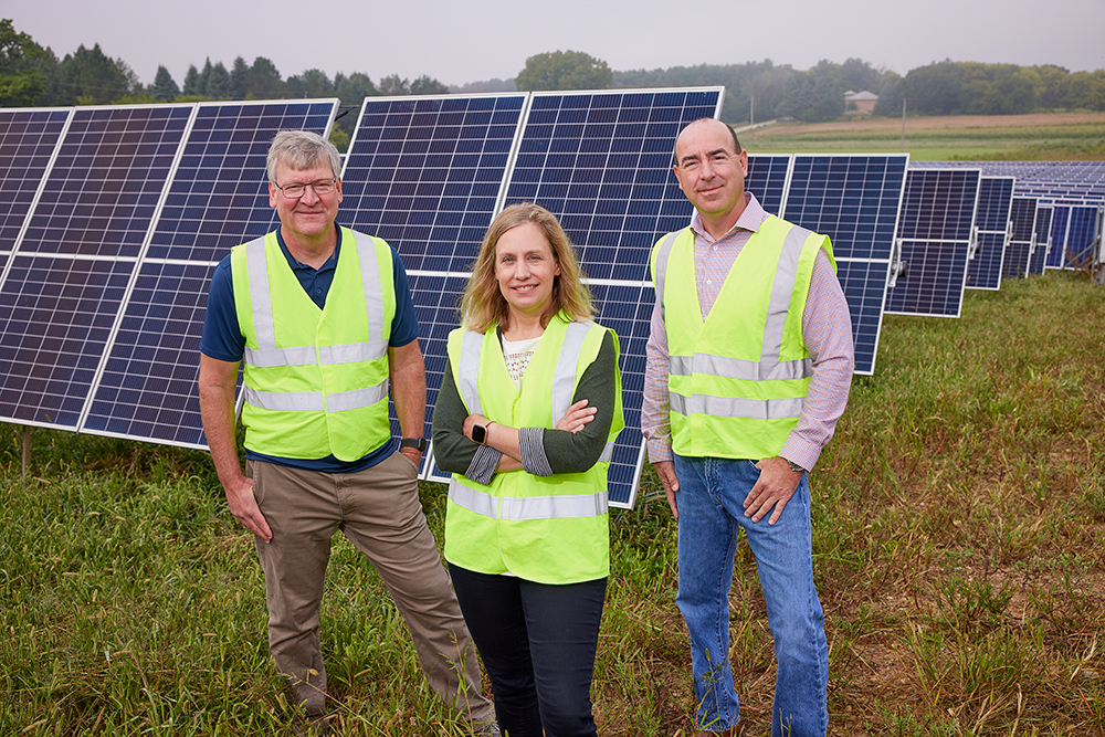MGE employees at Hermsdorf Solar Fields