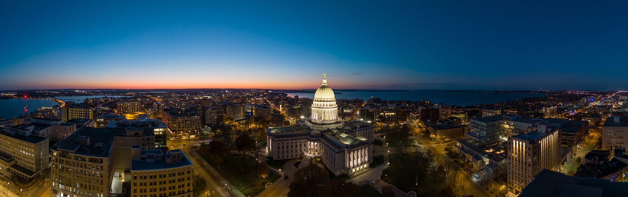 State Capitol in downtown madison, Wis., at night